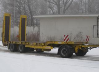 Bild zu Neuer Tieflader fr GOLOB