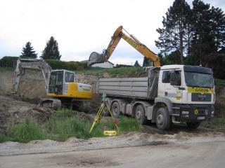 Bild zu Erdarbeiten in Steinbrunn