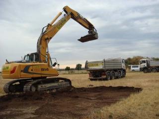 Bild zu Kelleraushub in Theresienfeld